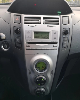 Toyota Yaris cena 15900 przebieg: 189000, rok produkcji 2006 z Kraśnik małe 407
